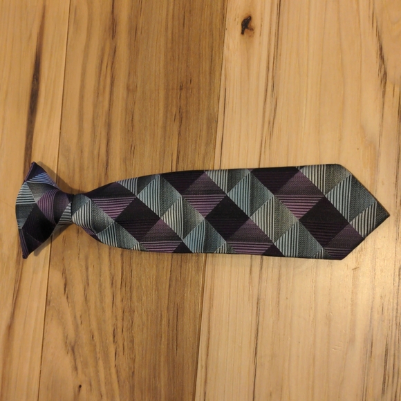 Clip on tie - Picture 1 of 2